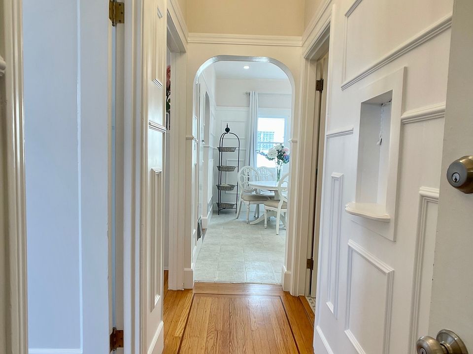 1st image of 1906 Hyde St APT 2
