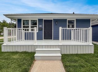 2142 Richmond Ave, Manitowoc, WI 54220