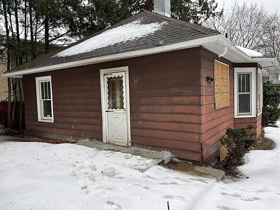 2nd image of 9 Bayless Ave