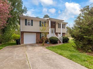 5901 Farm Gate Rd, Raleigh, NC 27606