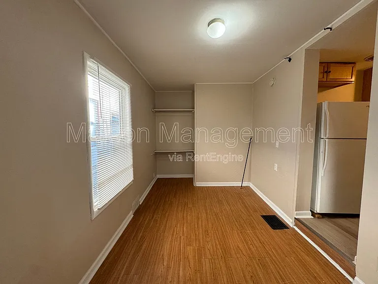 279 S Goodman St — Photo 14