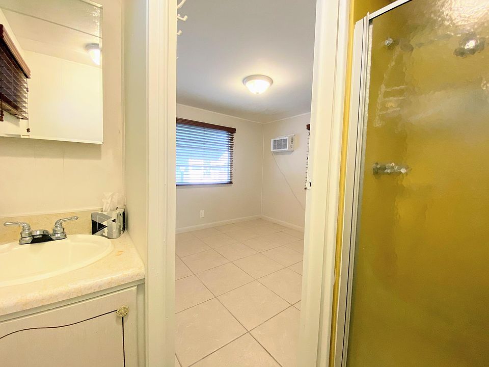 1st image of 4651 SW 48th Ave