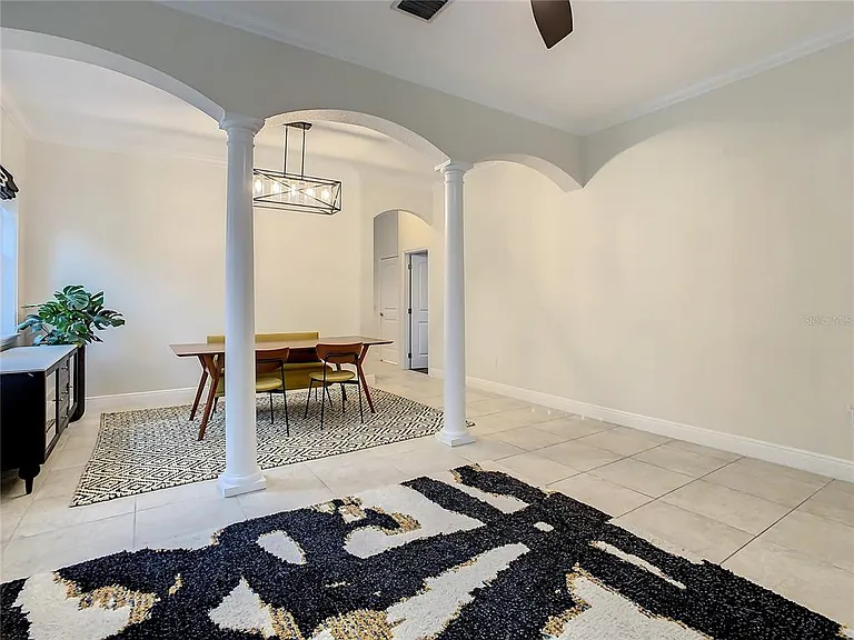 220 W Minnehaha St — Photo 6