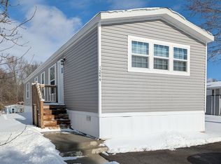 1244 Scarlet Oak W, Jackson, MI 49201