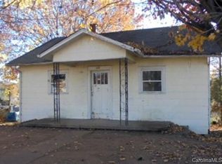 110 High St, Canton, NC 28716