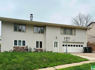3009 Kensington Ct, Sioux City, IA 51104