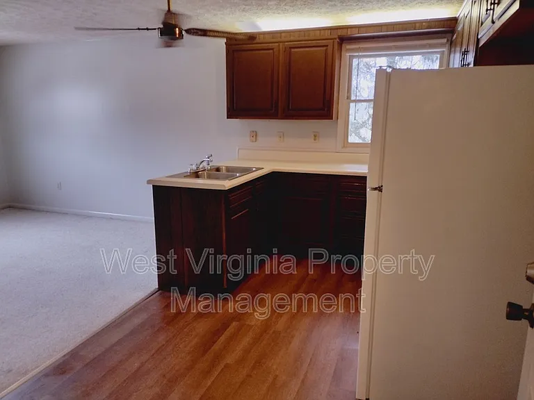 184 Wyndale Dr #23 — Photo 3