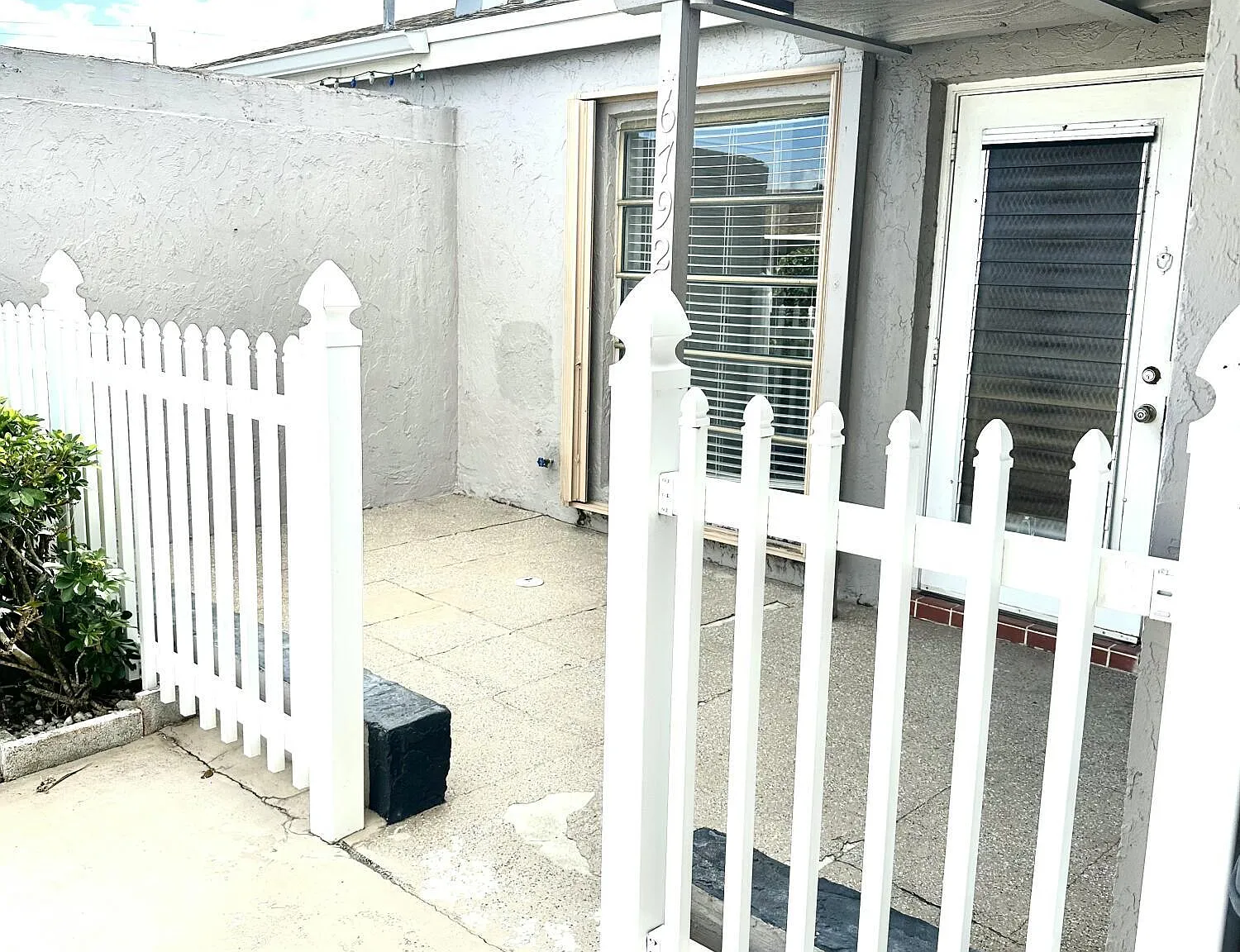 2 bed, 2.0 bath, 1148 sqft, $1,800 — Photo 2