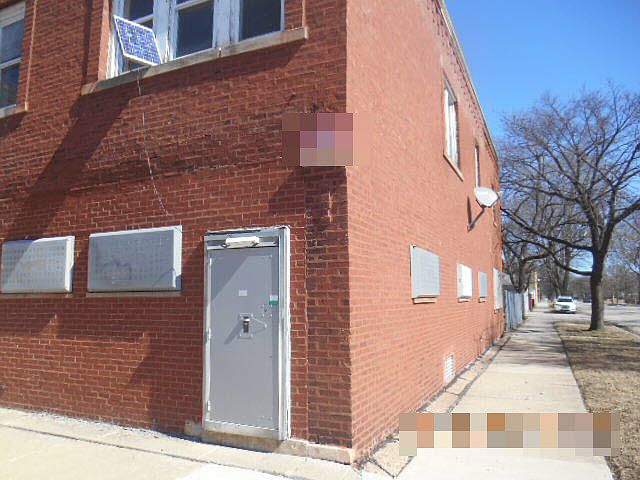 2nd image of 9057 S Ellis Ave