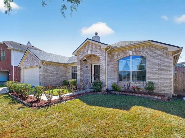 3707 Arbor Point Ln, Friendswood, TX 77546