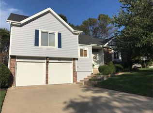 6815 Widmer St, Shawnee, KS 66216