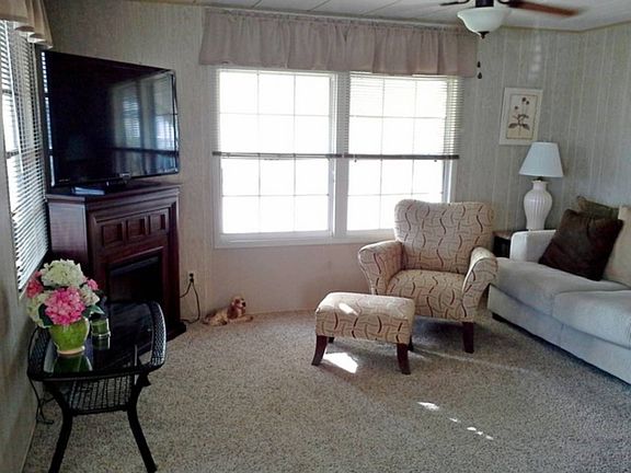 2nd image of 189 Orange Manor Dr
