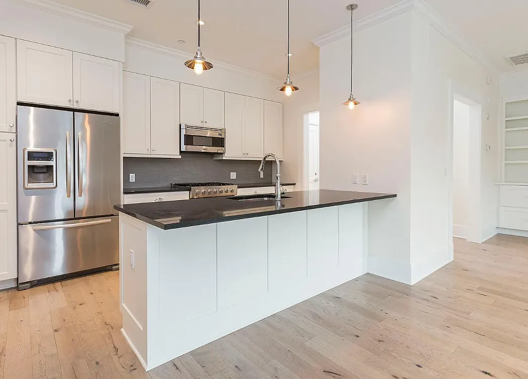 745 Boston Post Road — Photo 3