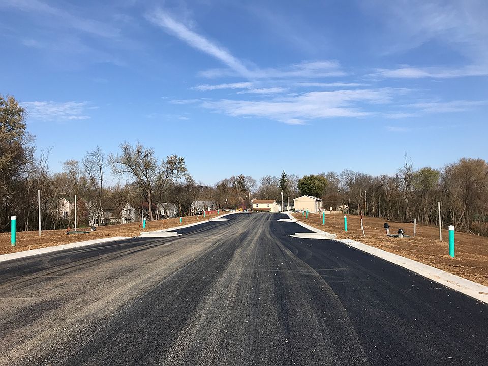 2nd image of Sage Pl #1-20