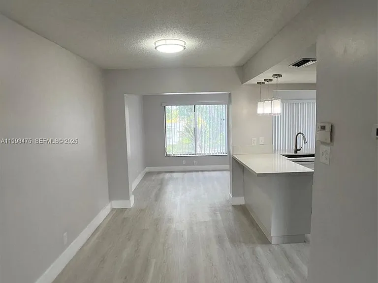 6990 NW 17th St — Photo 5