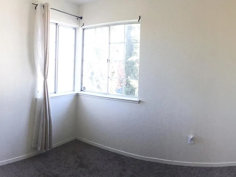 Upstair bedroom 2
