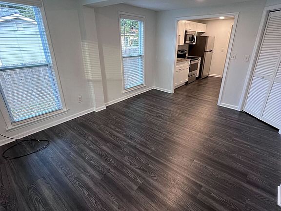 3rd image of 405 N Park St Unit A