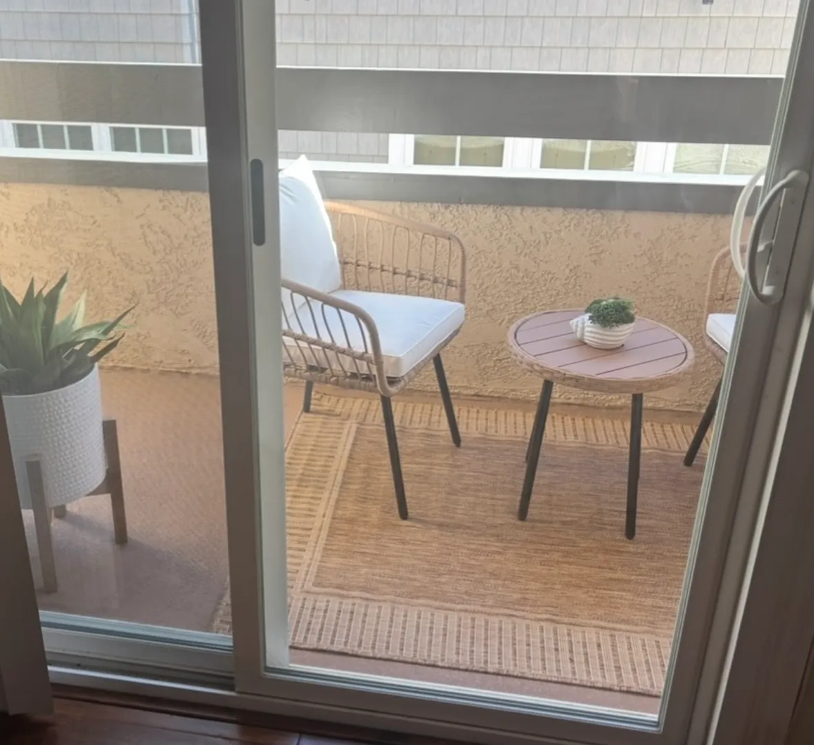 805 E Ave — Photo 2