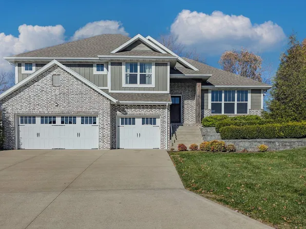 3271 W Caravan Street, Springfield, MO 65803