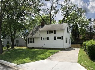 5955 Lemay Rd, Rockville, MD 20851