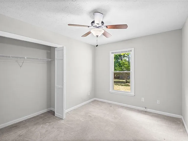 1194 Meadow Oaks Dr NW — Photo 26