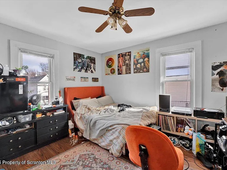 1026 Fairfield St — Photo 15