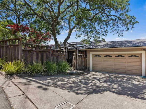 3346 Woodview Ct, Lafayette, CA 94549
