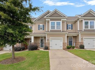 7044 Harris Bay Rd, Charlotte, NC 28269