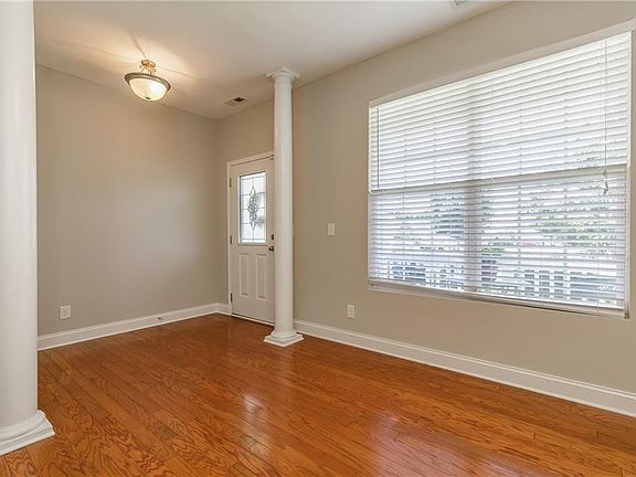 3rd image of 1449 Daisy Park Dr