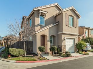3311 Alps Ln, Clovis, CA 93619