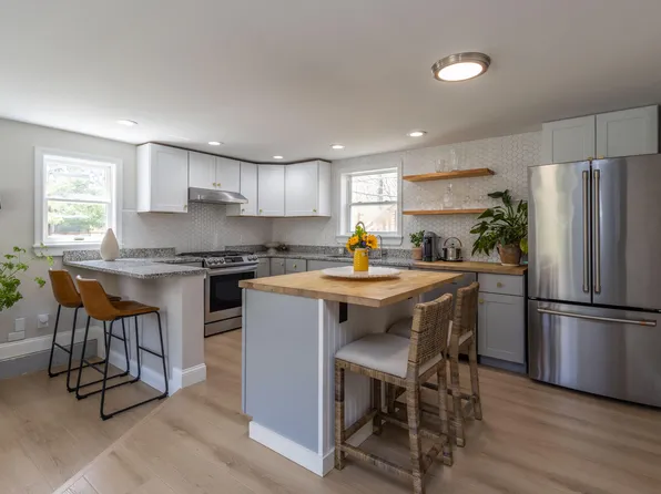 3074 Camden Road, Warren, ME 04864