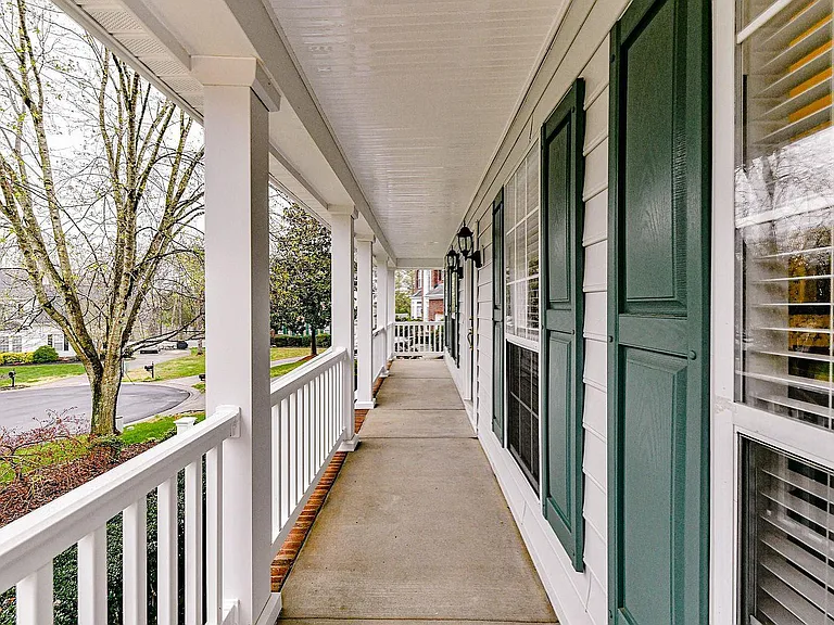 1411 Deer Spring Ct — Photo 4