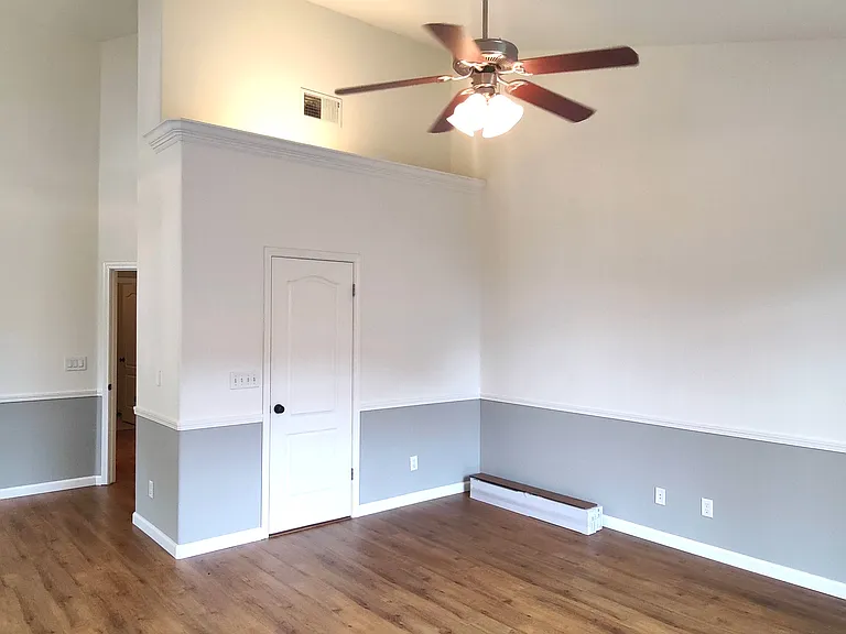 678 Prescott Ave — Photo 12