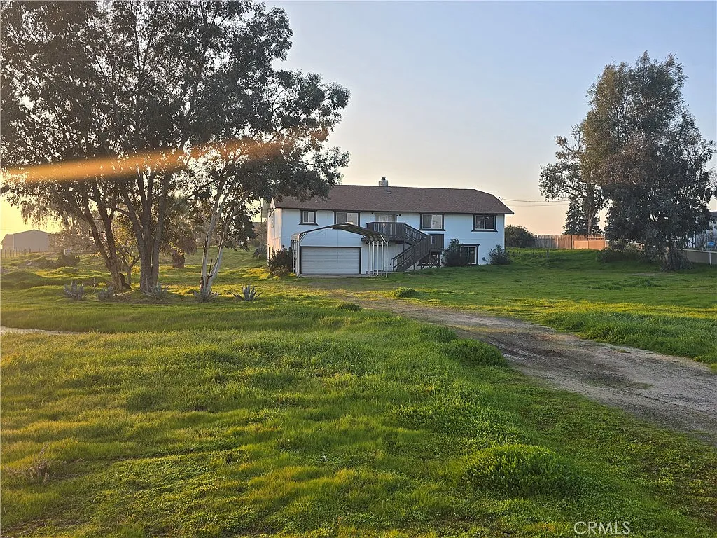 15758 Mark Rd photo 1