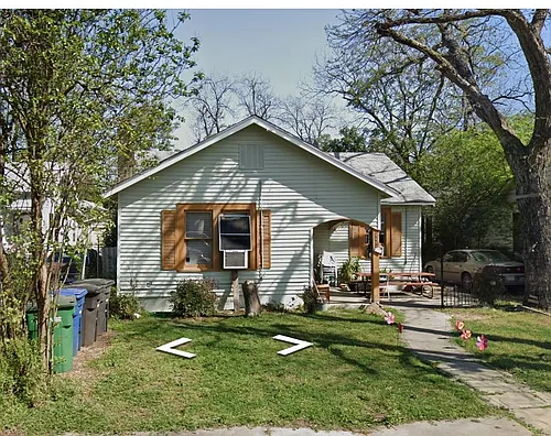 1111 Gibbs St Photo 1