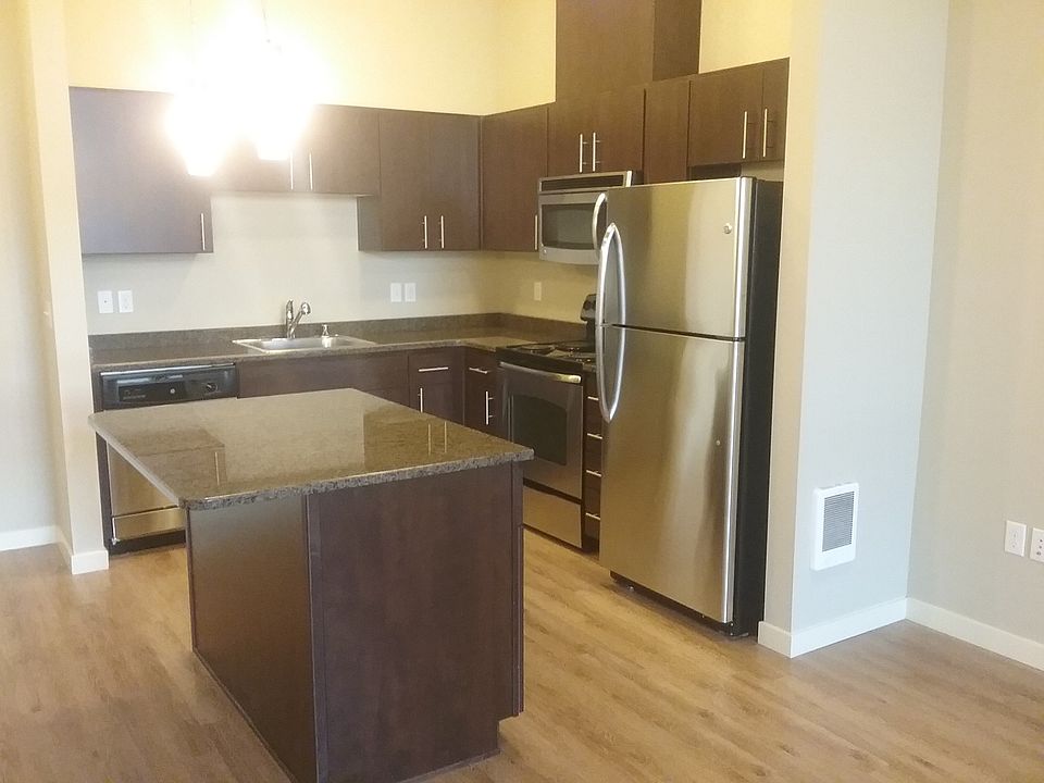 Spacious Kitchen