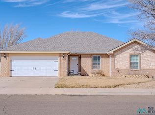 700 Almond Tree Ln, Clovis, NM 88101