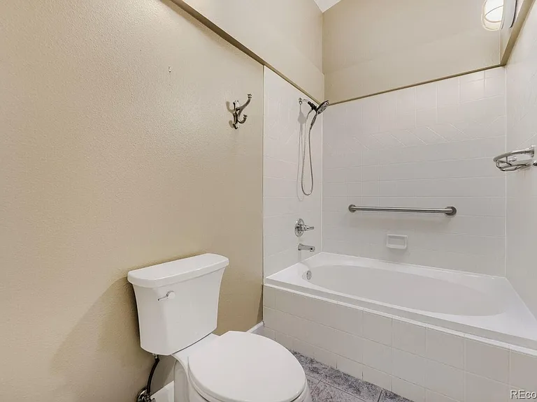 1635 N Franklin St — Photo 17
