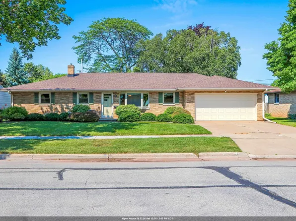 1404 Liberty St, Green Bay, WI 54304