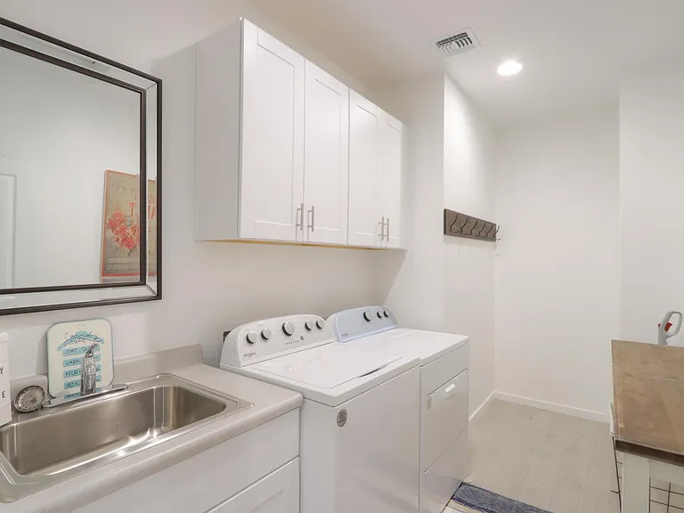 264 S San Gregorio Ln — Photo 13