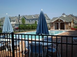 61 Edge Of Woods Rd, Southampton, NY 11968