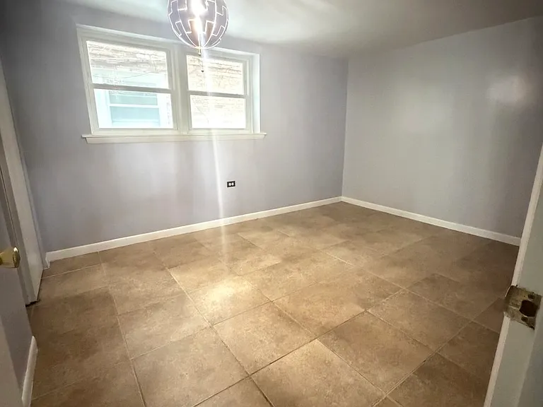 7732 W Addison St #G — Photo 18