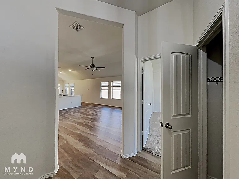 2436 Dolostone Dr — Photo 9