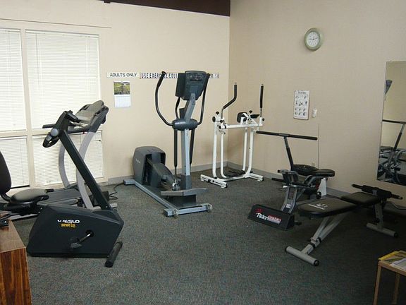 3rd image of 1111 Archwood Dr SW Unit 208