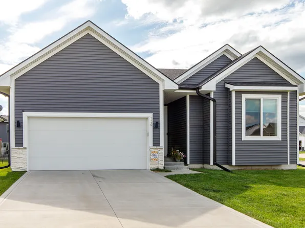 720 NE Pearl Dr, Ankeny, IA 50021