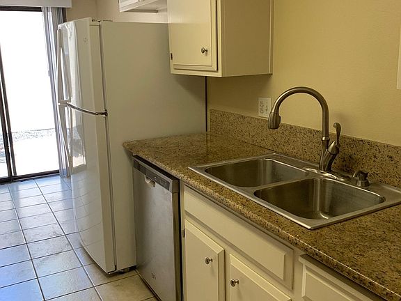 2nd image of 5533 Sandpiper Ct