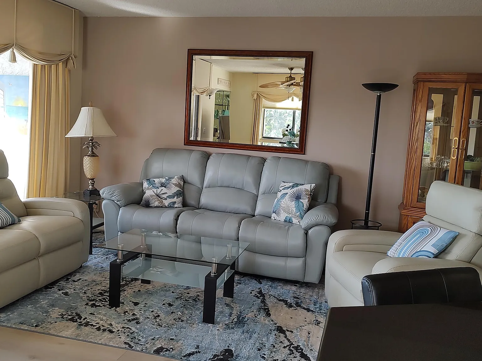 2 bed, 2.0 bath, 1183 sqft, $2,600 — Photo 4
