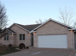 110 West Rdg, Hannibal, MO 63401