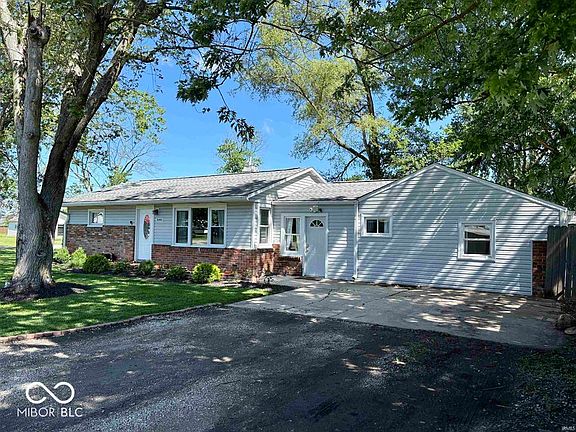 3rd image of 3000 N Reserve St