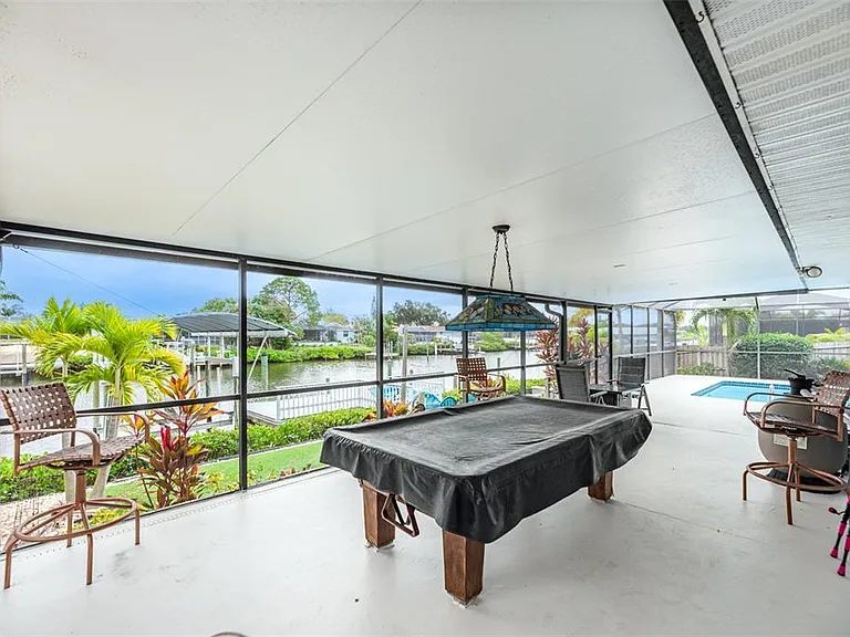 910 Chipaway Dr — Photo 22